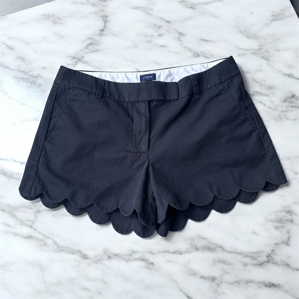 J.Crew Scalloped Hem Shorts Size 8 Black 100% Cotton Summer Vacation Coastal